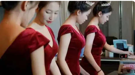 福布斯客服团队风貌2